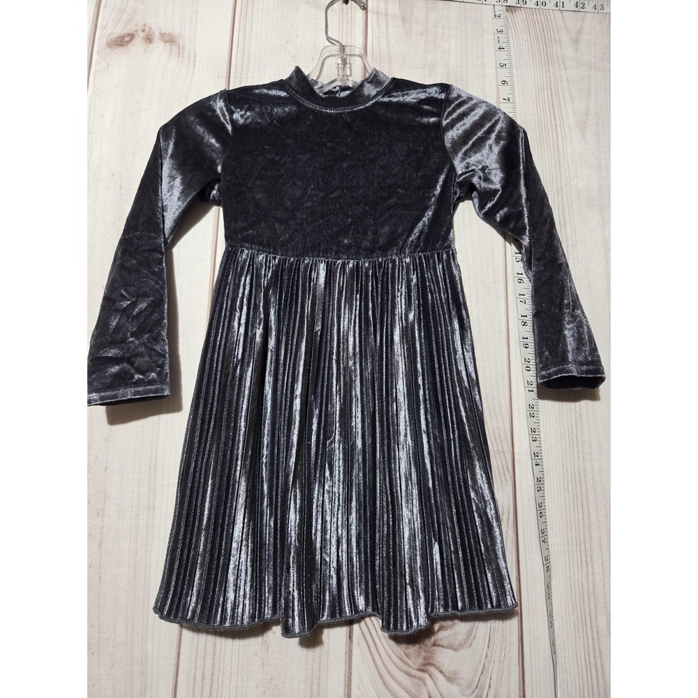 Wonder Nation Dress Girls‎ XS 4-5 Gray Velvet Long Sleeve Pleated Holiday Party